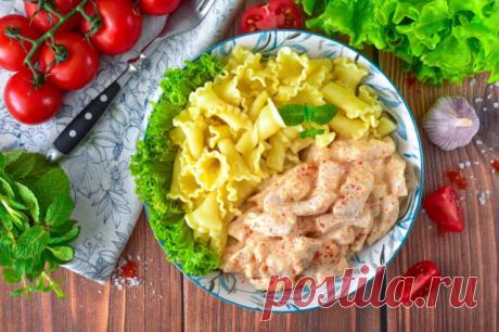 Курица в сметане с чесноком на сковороде рецепт фото пошагово и видео - 1000.menu