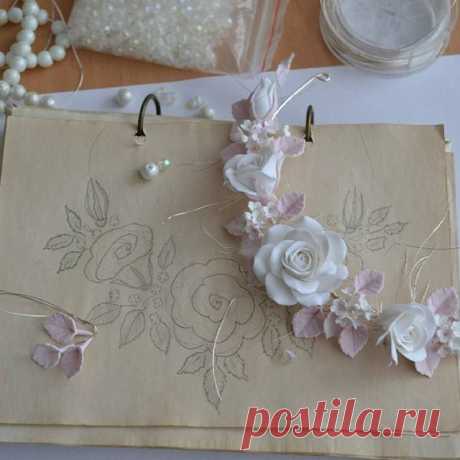 Рабочий  процесс 
#пластика #полимернаяглина #рабочийпроцесс #ручнаяработа #иринаиваницкая #иваницкая #розы #колье #бижутерия #украшенияручнаяработа #polymerclay #handmade #irinaivanitskaya #ivanitskaya #art #amazing #fashion #flowers #jewelry #necklace