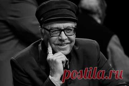 Умер актер Олег Вавилов. Умер народный артист России Олег Вавилов. Актер скончался на 73-м году жизни. Причина его смерти не уточняется. В мае 2021 года Вавилов попал в реанимацию. Актера экстренно госпитализировали прямо из Театра сатиры из-за транзиторной ишемической атаки. Тогда у него наблюдались проблемы с речью.