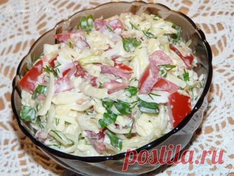 «Капустный» салат с помидорами и сыром — так, как я люблю 


Прекрасный летний вариант вкусного витаминного салата!









 
Ингредиенты:
капуста белокочанная — 300 грпомидоры — 4 шттвердый сыр — 150 грзелень (укроп, петрушка) — 50 грсоль по вкусумайонез
П…