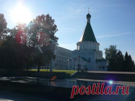 Мемориал Вечный огонь.
Фото автора. Август 2013 г.