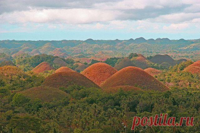 Шоколадные холмы на Бохоле (Филиппины)