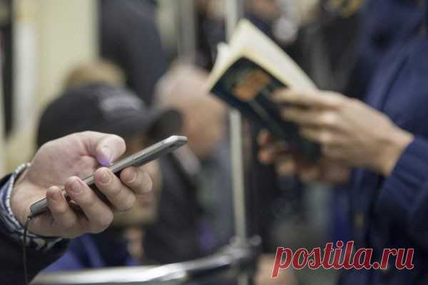 Как чтение влияет на работу мозга Краткосрочное и долгосрочное воздействие чтения на мозг по-разному на него влияет, но всегда – положительно и продуктивно. Эксперты расходятся во мнениях относительно некоторых тонкостей, но в основном чтение – это тренировка эмпатии.Это доказали эксперименты Дэвида Доделл-Федера из...