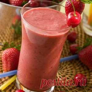 Смузи из клубники и черешни рецепт – детское меню: напитки