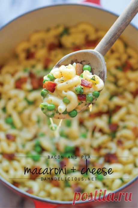 Bacon and Pea Macaroni &amp; Cheese - Damn Delicious
