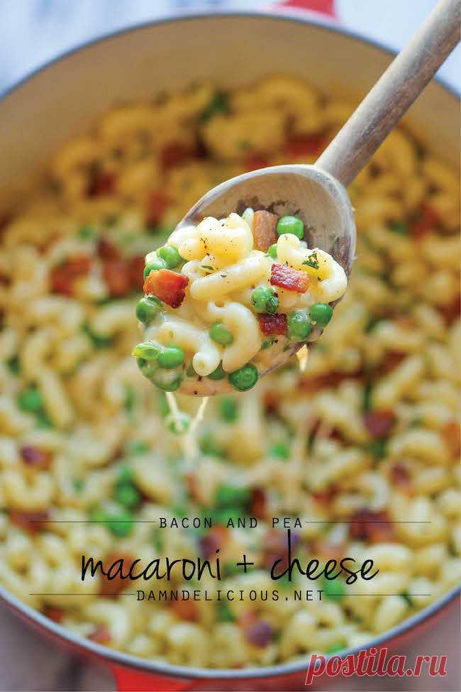 Bacon and Pea Macaroni & Cheese - Damn Delicious