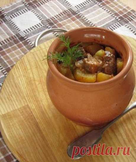 Мясо с картошкой и грибами в горшочках | БУДЕТ ВКУСНО!