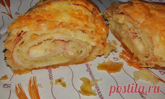 Італійські голубці: Солоний струдель зі слойоного тіста (Strudel salato di pasta sfoglia)