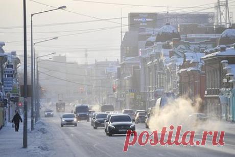 Две школьницы пропали в одном районе российского города за сутки. За сутки две школьницы пропали в одном районе Екатеринбурга. Информация об их поиске опубликована на официальной странице поисково-спасательного отряда «Прорыв» во «ВКонтакте». В Октябрьском районе города исчезли 13-летняя и 14-летние девушки. Розыском школьниц помимо поисковых отрядов занимается управление МВД России.