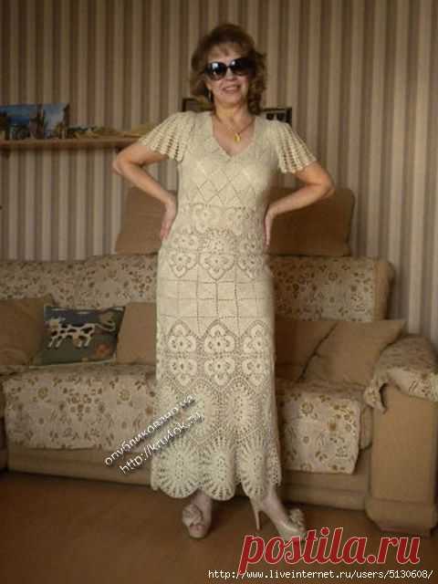 Вязаное крючком платье — работа Марии с сайта http://kru4ok.ru/ .