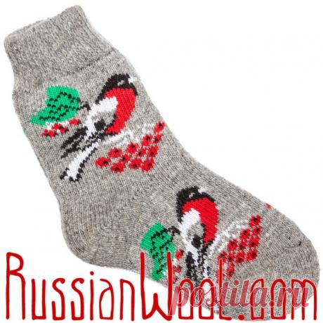 ЖЕНСКИЕ НОСКИ СО СНЕГИРЯМИ, СЕРЫЕ
Посмотреть  https://www.russianwool.com/socks-bullfinches-1611170..
Женские носки из овечьей шерсти. Утепленные, с начесом внутри. Размер 23-25. Цвет серый с темной пяткой, рисунок с заснеженными снегирями на рябине. #russianwool #интернет_магазин #шерсть #москва #доставка_на_дом #рассказовские #носки #носки_со_снегирями #купить @russianwool_com