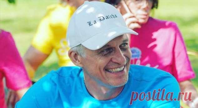 52-летний миллиардер Олег Тиньков впервые после сообщения о лейкемии показал фото с детьми . Милая Я