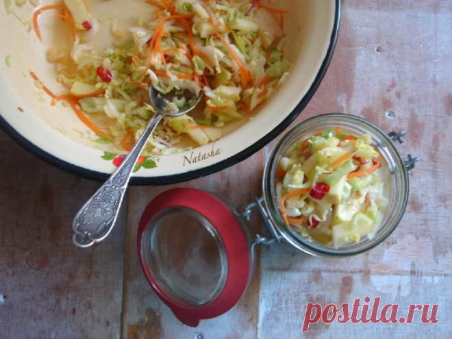 Салат из молодой капусты 