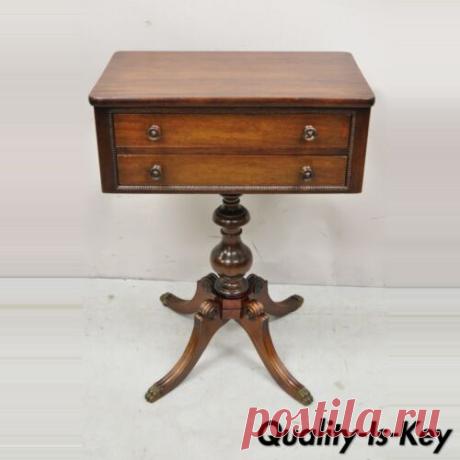 Vtg Mahogany Federal Style Pedestal Base 2 Drawer Duncan Phyfe Side End Table