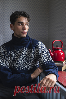 Orion pattern by Birger Berge 
Stars are a common motif in traditional knitting and, with a clear contrast, the pattern lights up against the dark background, exactly as stars in the night sky. Just as individual stars align to form constellations, the small motifs in a large pattern can convey a special meaning for you or someone you love. The pullover is knitted in the round, from the bottom up, following the charted pattern.
