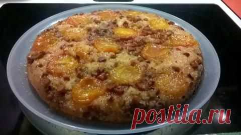 НАЛИВНОЙ ПИРОГ-ПЕРЕВЕРТЫШ СО СЛИВАМИ И РЕВЕНЕМ | 4vkusa.ru