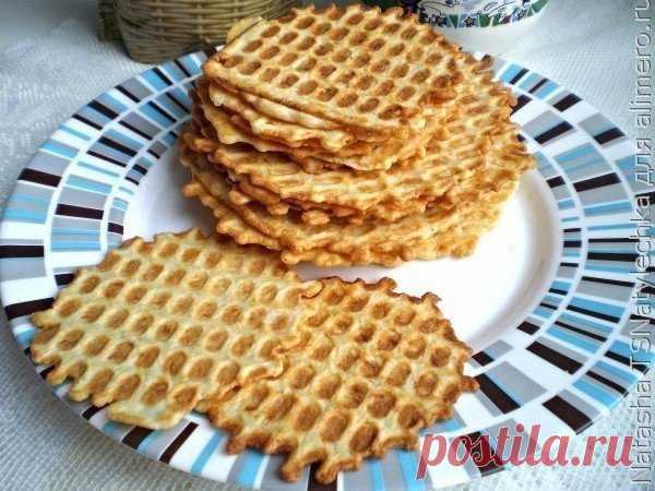 ХРУСТЯЩИЕ СЫРНЫЕ ВАФЛИ Шустрый Повар (Zippy Chef): ХРУСТЯЩИЕ СЫРНЫЕ ВАФЛИ.ИНГРЕДИЕНТЫ: яйцо — 3 шт. сыр — 100-150 г соль сливочный маргарин — 200 г ...