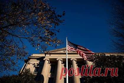 Россиянина обвинили в отмывании денег в США. Американские власти обвинили гражданина России Феликса Медведева в отмывании денег и организация денежных переводов без соответствующей лицензии. Как рассказал федеральный прокурор Райан Бьюканен, 41-летний россиянин, проживающий в штате Джорджия, использовал американскую банковскую систему для нелегального перевода.