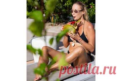 46-летняя Елена Летучая показала фигуру в бикини