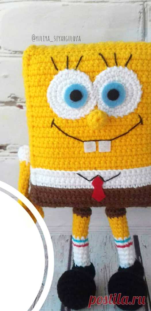 PDF Губка Боб крючком. FREE crochet pattern; Аmigurumi doll patterns. Амигуруми схемы и описания на русском. Вязаные игрушки и поделки своими руками #amimore - Губка Боб Квадратные Штаны, Спанч Боб Сквэр Пэнтс.