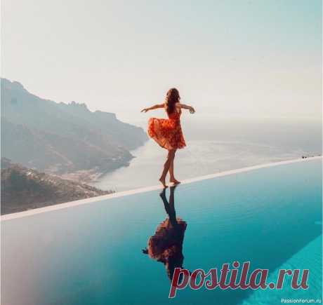 "Цена твоего подвига". Е.Пастернак Вот ты просишь его не курить, не переносишь табачный дым, задыхаешься, а он тебя игнорирует.&nbsp;Просишь его не обсуждать твоих родителей, а он не понимает.&nbsp;Просишь не приводить любовниц домой, а он тебе: “Прекрати истерику”.&nbsp;Просишь не делать тебе больно, не отпиливать ногу,...