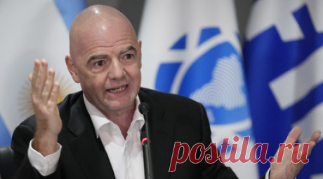 Инфантино осудил насилие на матче отбора на ЧМ-2026 между Бразилией и Аргентиной. Президент Международной федерации футбола (ФИФА) Джанни Инфантино раскритиковал организацию матча квалификационного турнира чемпионата мира 2026 года между сборными Бразилии и Аргентины, на котором произошли столкновения между болельщиками. Читать далее