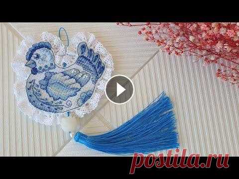 Курочка пасхальная в стиле #гжель #вышивкакрестиком #вышивкабисером #прикладнаявышивка #еленатаран Мои работы в стиле гжель: Гжель полный сервиз на подносе Гжель - чайник с чашкой от &...