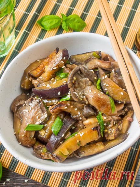 Рецепт Вешенки с баклажанами в кунжутном соусе на Вкусном Блоге