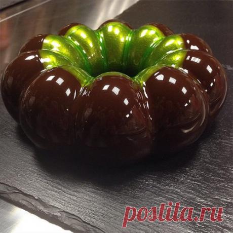 Потрясающие торты с зеркальной глазурью от Ольги Носковой (15 фото)