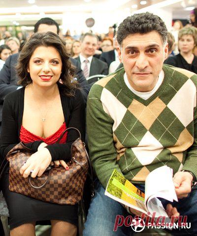 Тигран Кеосаян живет на две семьи