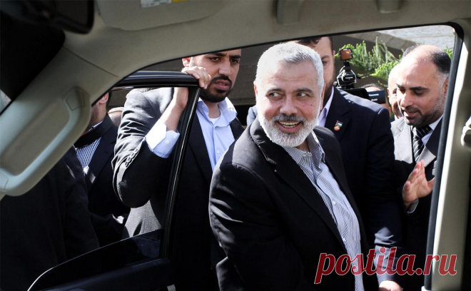 Maan узнал о визите лидеров ХАМАС в Турцию для встречи с Эрдоганом. Лидеры ХАМАС во главе с Исмаилом Ханией приехали в Турцию для встречи с Эрдоганом, пишет Maan. По его данным, это связано с его визитом в Иран. В октябре Анкара «вежливо попросила» Ханию покинуть страну