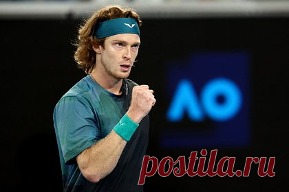 Россиянин Рублев вышел в четвертый круг Australian Open. Российский теннисист Андрей Рублев обыграл американца Себастьяна Корду в матче третьего круга Australian Open. Встреча прошла в пятницу, 19 января, и продлилась три сета. Россиянин одержал победу со счетом 6:2, 7:6, 6:4. Спортсмены провели на корте 1 час и 57 минут. Рублев сделал 13 эйсов.