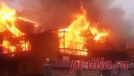 В украинском детском лагере произошел пожар. В детском лагере в Ивано-Франковской области на западе Украины, где отдыхали 148 детей из Киева, вечером 25 сентября произошел масштабный пожар. Об этом сообщает местный паблик "Реальный Киев". Начальник Киевской городской ...