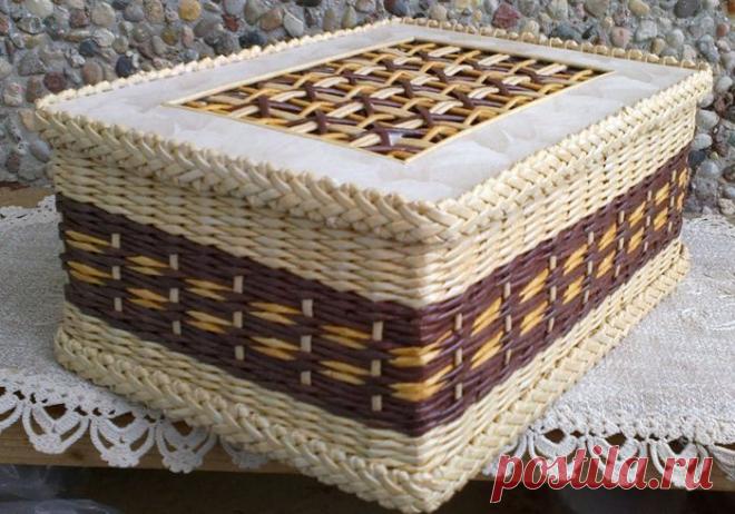 Плетение из газет. Мастер-класс на крышку с цветным узором из трубочек.