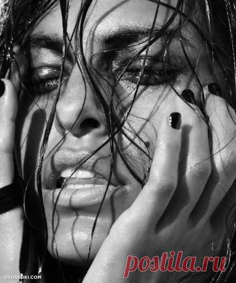 Ева Мендес (Eva Mendes) в фотосессии Микаэля Янссона (Mikael Jansson) для журнала Interview (август 2008)