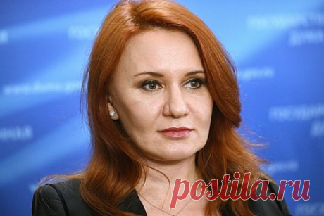 В Госдуме оценили идею о признании семей с двумя детьми многодетными. Если признавать семьи с двумя детьми многодетными, это негативно отразится на социальных выплатах. Так идею изменения критерия многодетности в России в разговоре с «Лентой.ру» оценила член комитета Госдумы по труду, социальной политике и делам ветеранов Светлана Бессараб.