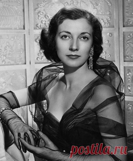 Валентина Кортезе в фильме «Дом на телеграфном холме», 1951 год | Умерла 96-летняя итальянская кинодива Валентина Кортезе - Кино Mail.ru