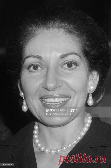 maria-callas-americanborn-greek-soprano-picture-id952414616 (1356×2048)