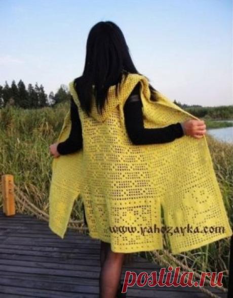 Филейный жилет с капюшоном.Схема https://yahozayka.com/vyazanie-kryuchkom/zhilet-bezrukavka/filejny-j-zhilet-s-kapyushonom/