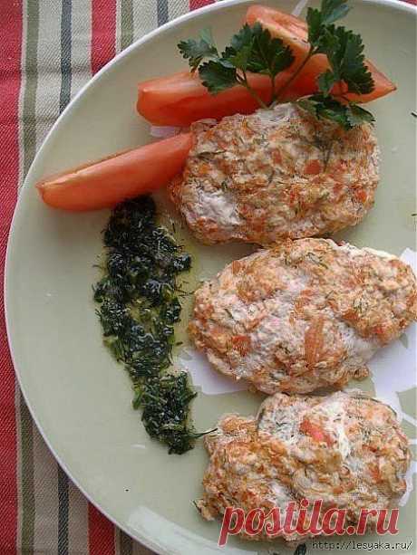 Куриные паровые котлеки под соусом от Ю.Высоцкой.