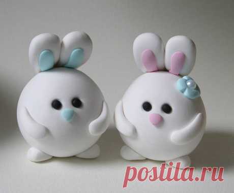 Round Bunny Wedding Cake Topper