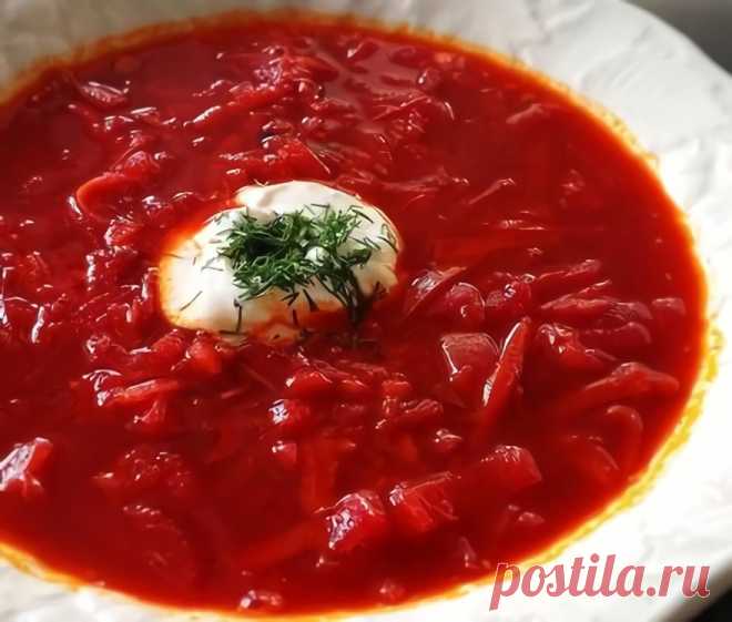 Сытный борщ в мультиварке - Что приготовить на ... Ингредиенты:1. Курица ................................... 500 грамм2. Свекла ................................... 2 штуки3. Капуста ................................. 300 грамм4. Лук ......................................... 1 штука5. Морковь ................................ 1 штука