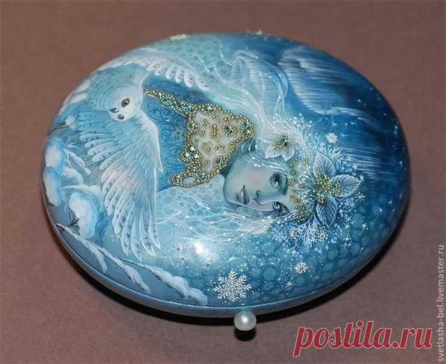 Сказочные работы Светланы Беловодовой.