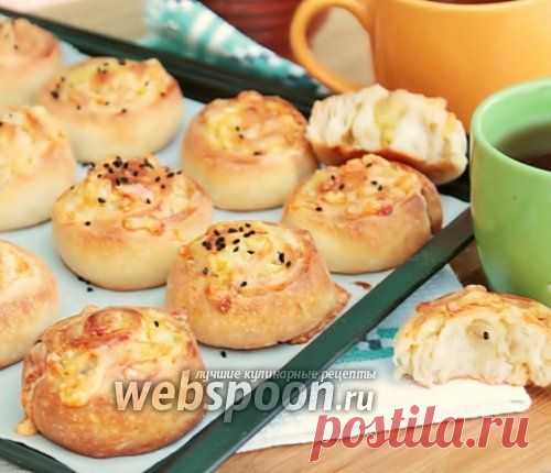 Дрожжевые рулетики с картофельно-сырной начинкой