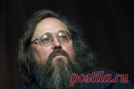 Патриарх лишил Андрея Кураева священного сана. Патриарх Московский и всея Руси Кирилл подписал указ о лишении Андрея Кураева священного сана. Об этом сообщил сам Кураев в личном Telegram-канале. Бывший диакон РПЦ опубликовал снимок документа, подписанного патриархом. Дисциплинарная комиссия рассматривала поведение Кураева еще в 2015 году.