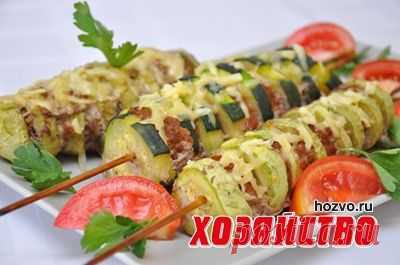 Шашлычки из кабачков и фарша. Рецепт с пошаговым фото. Тема кабачков не раскроется никогда!!! Из них можно готовить бесконечно и ни разу не повториться)))