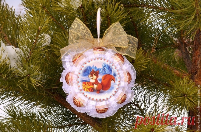 Елочная игрушка с конфетами
