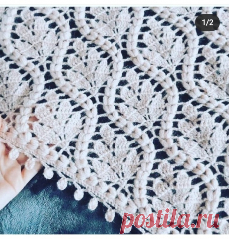 Ажурная шаль в листья крючком. Схема. / knittingideas.ru
