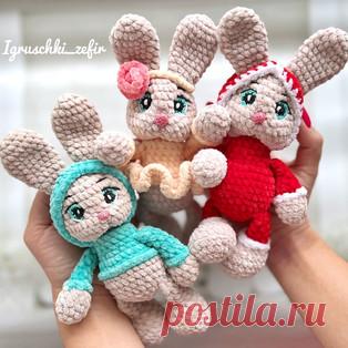 Зайки малыши амигуруми. Схемы и описания для вязания игрушек крючком! Бесплатный мастер-класс от Анастасии Коноваловой по вязанию плюшевых заек малышей крючком. Размер вязаной игрушки примерно 18 см с учётом ушек. Для из…