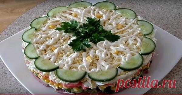 Слоеный салат «Новинка» – просто, вкусно и быстро! - Позитивчик